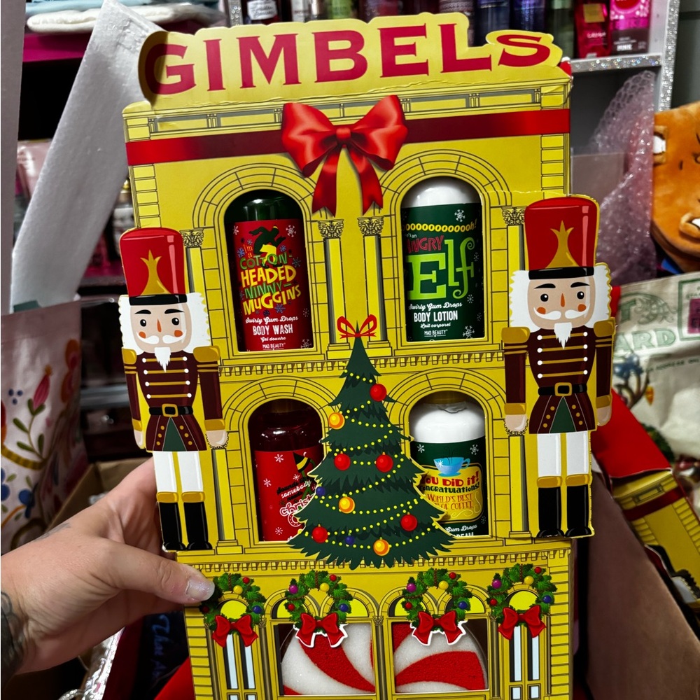 Elf bath and body gift set
